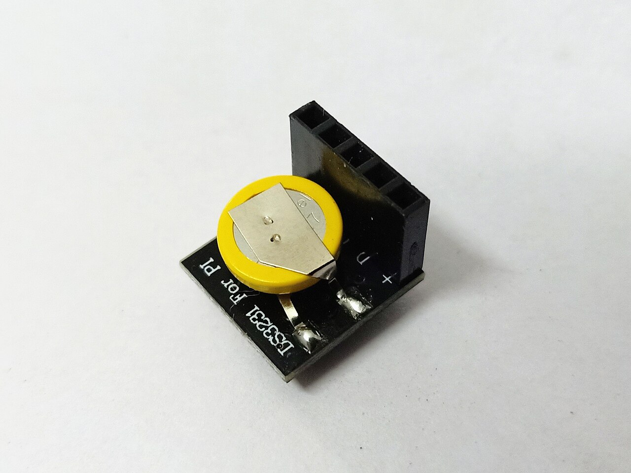 Adafruit's $10.95 RV-8803 Breakout Brings a ±1.5 ppm Temperature-Compensated RTC to STEMMA QT